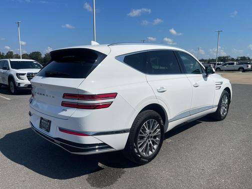Alta White 2025 Genesis GV80 2.5T