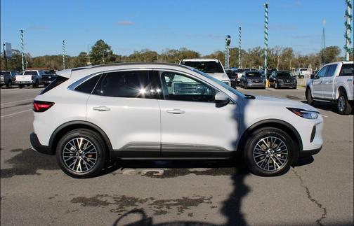 2025 Ford Escape PHEV Base