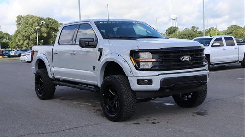 Avalanche 2026 Ford F-150 XLT