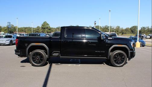 2025 GMC Sierra 2500 AT4