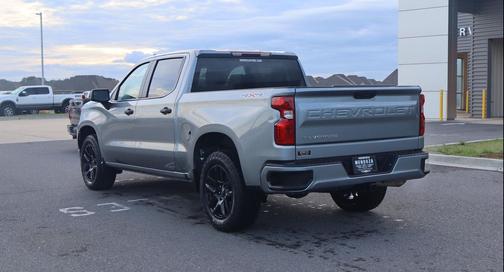 Sterling Gray Metallic 2023 Chevrolet Silverado 1500 Custom