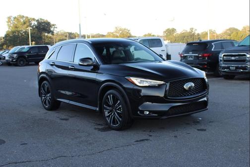 2022 INFINITI QX50 LUXE