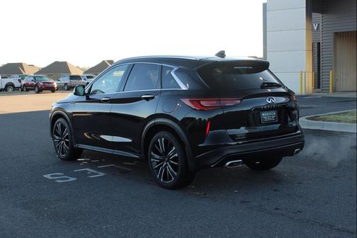 2022 INFINITI QX50 LUXE
