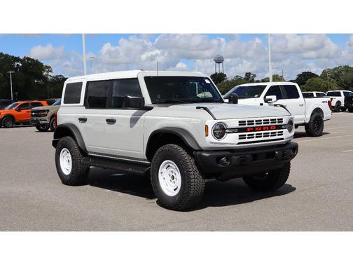 Avalanche Gray 2026 Ford Bronco Heritage Edition