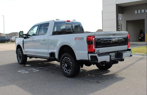 2026 Ford F-250 Platinum