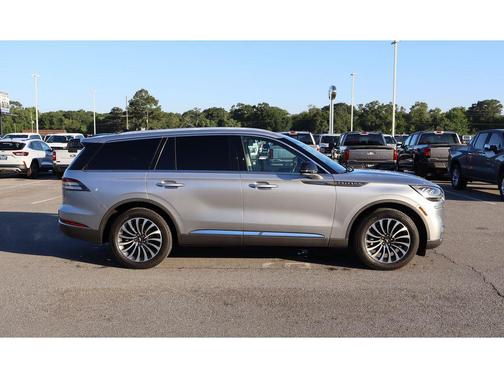 Silver Radiance Metallic Clearcoat 2023 Lincoln Aviator Reserve AWD