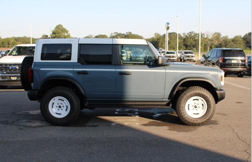 2025 Ford Bronco Heritage Edition