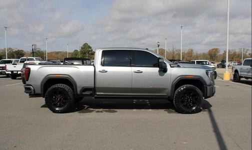 2024 GMC Sierra 2500 AT4