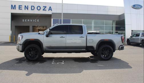 2024 GMC Sierra 2500 AT4