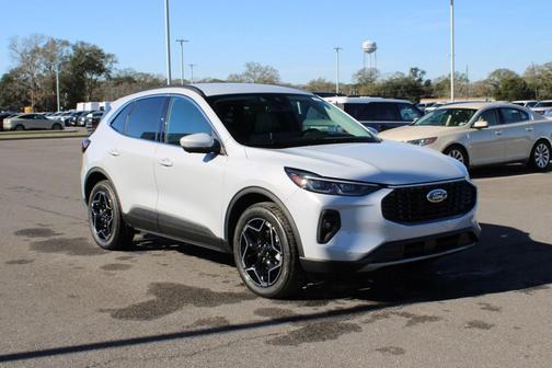 2026 Ford Escape Platinum