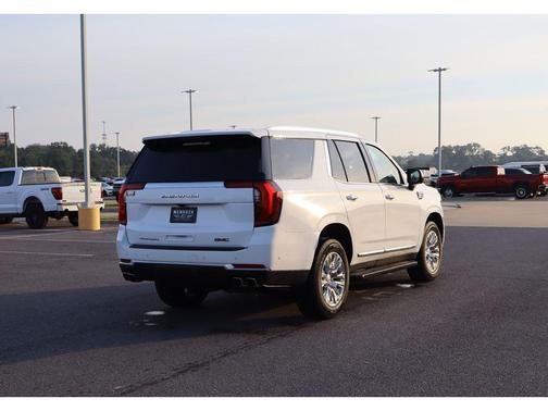 Summit White 2025 GMC Yukon Denali