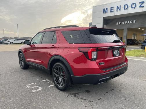 Rapid Red Metallic Tinted Clearcoat 2026 Ford Explorer ST-Line