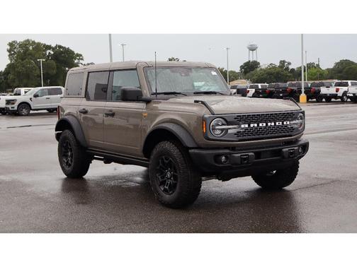Marsh Gray 2026 Ford Bronco Badlands