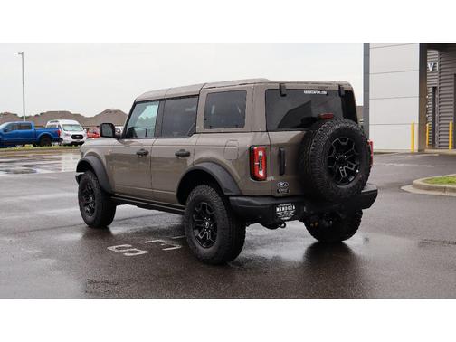 Marsh Gray 2026 Ford Bronco Badlands