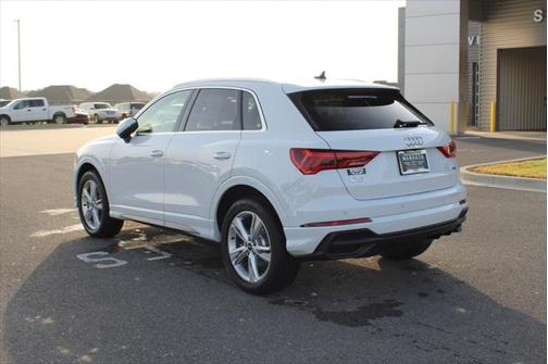 2024 Audi Q3 45 S line Premium Plus