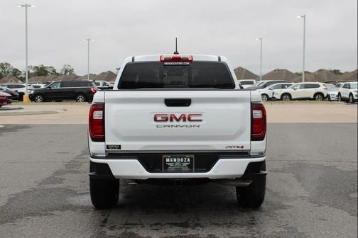 2025 GMC Canyon AT4