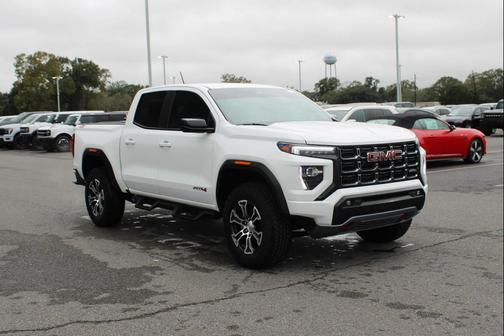 2025 GMC Canyon AT4