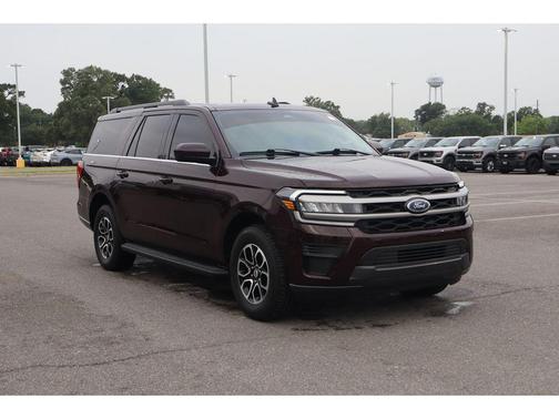 Jewel Red Metallic Tinted Clearcoat 2024 Ford Expedition Max XLT