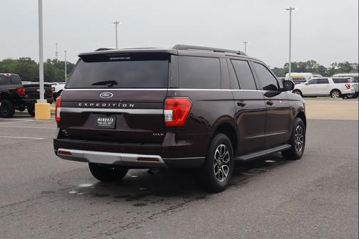 Jewel Red Metallic Tinted Clearcoat 2024 Ford Expedition Max XLT