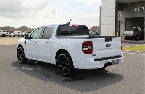 2025 Ford Maverick Lobo Standard