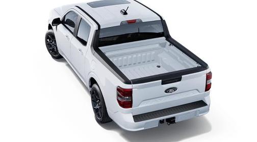 2025 Ford Maverick Lobo Standard