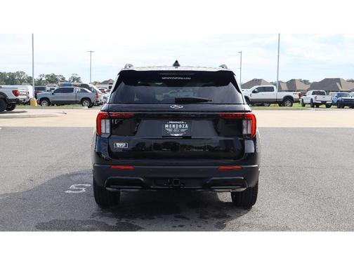 Agate Black Metallic 2026 Ford Explorer ST-Line