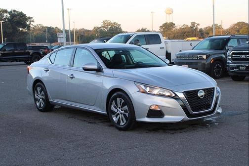 2020 Nissan Altima S FWD