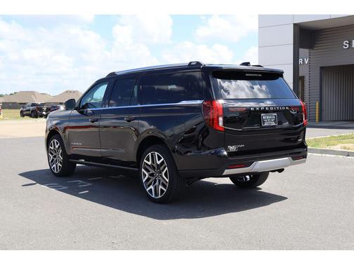 Agate Black Metallic 2026 Ford Expedition Max Platinum