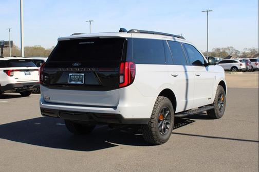 2025 Ford Expedition Tremor