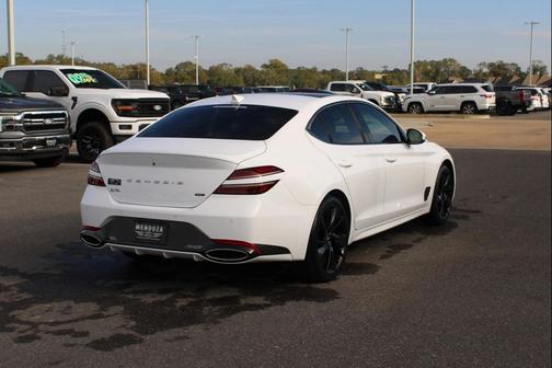 2023 Genesis G70 3.3T RWD