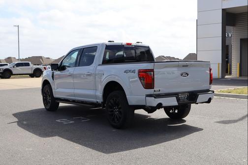 Avalanche 2026 Ford F-150 XLT