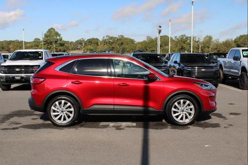 2021 Ford Escape Titanium