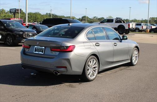 2024 BMW 330 i