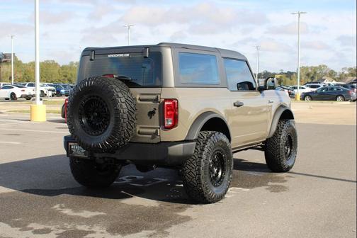 2025 Ford Bronco Base