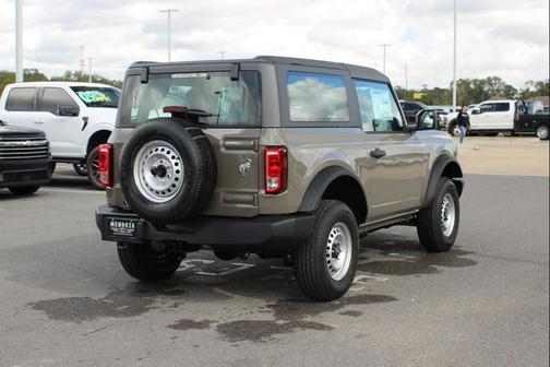 2025 Ford Bronco Base