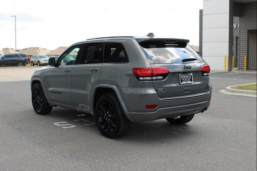 2021 Jeep Grand Cherokee Laredo