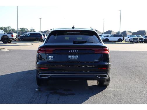 Mythos Black Metallic 2023 Audi Q8 55 Prestige