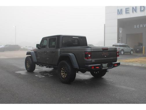 Granite Crystal Metallic Clearcoat 2024 Jeep Gladiator Mojave