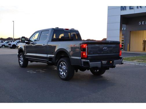 Carbonized Gray Metallic 2026 Ford F-250 Lariat