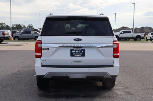 Star White Metallic Tri-Coat 2021 Ford Expedition Max XLT