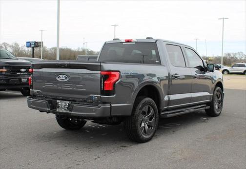 2024 Ford F-150 Lightning Flash
