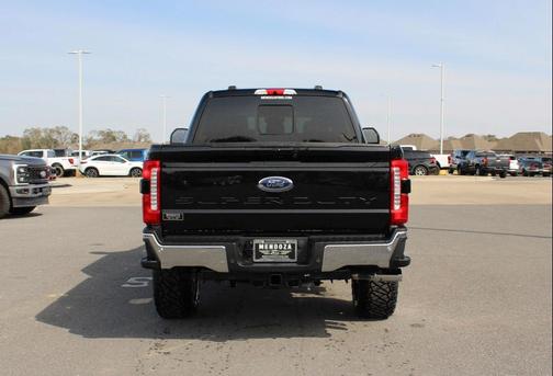 Agate Black Metallic 2026 Ford F-250 Lariat