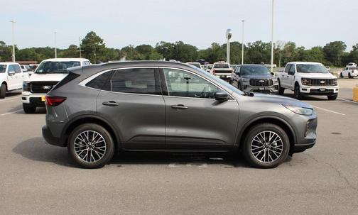 2025 Ford Escape PHEV Base