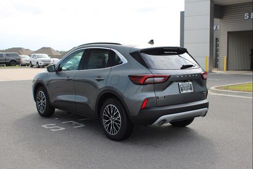 2025 Ford Escape PHEV Base