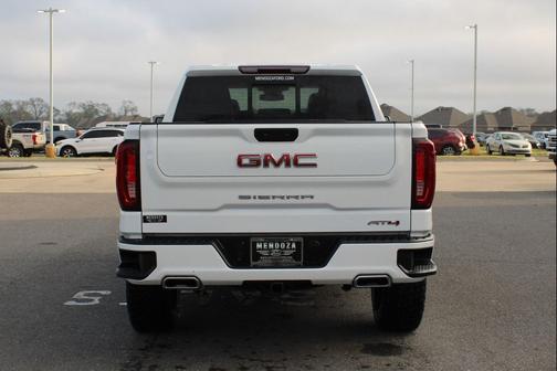 2022 GMC Sierra 1500 AT4