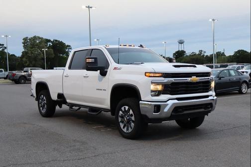 2024 Chevrolet Silverado 3500 LT