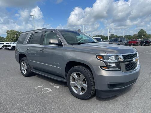 Pepperdust Metallic 2017 Chevrolet Tahoe LT