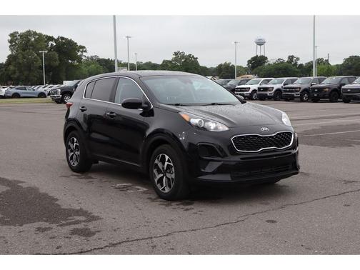 Black Cherry 2022 Kia Sportage LX