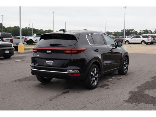 Black Cherry 2022 Kia Sportage LX