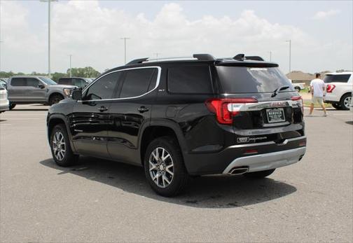 2022 GMC Acadia FWD SLT